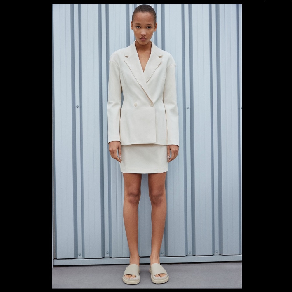 ZARA LOW HEEL LEATHER SANDALS WITH FLEECE CREAM - Picture 2 of 8